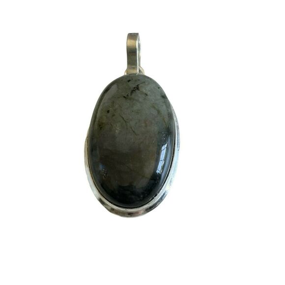 Fascinating Labradorite 925 Sterling Silver Jewelry Pendant 2.36 Inches Long - Picture 1 of 4